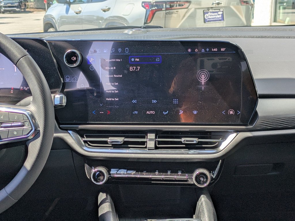 New 2026 Chevrolet Equinox EV LT FWD image 17