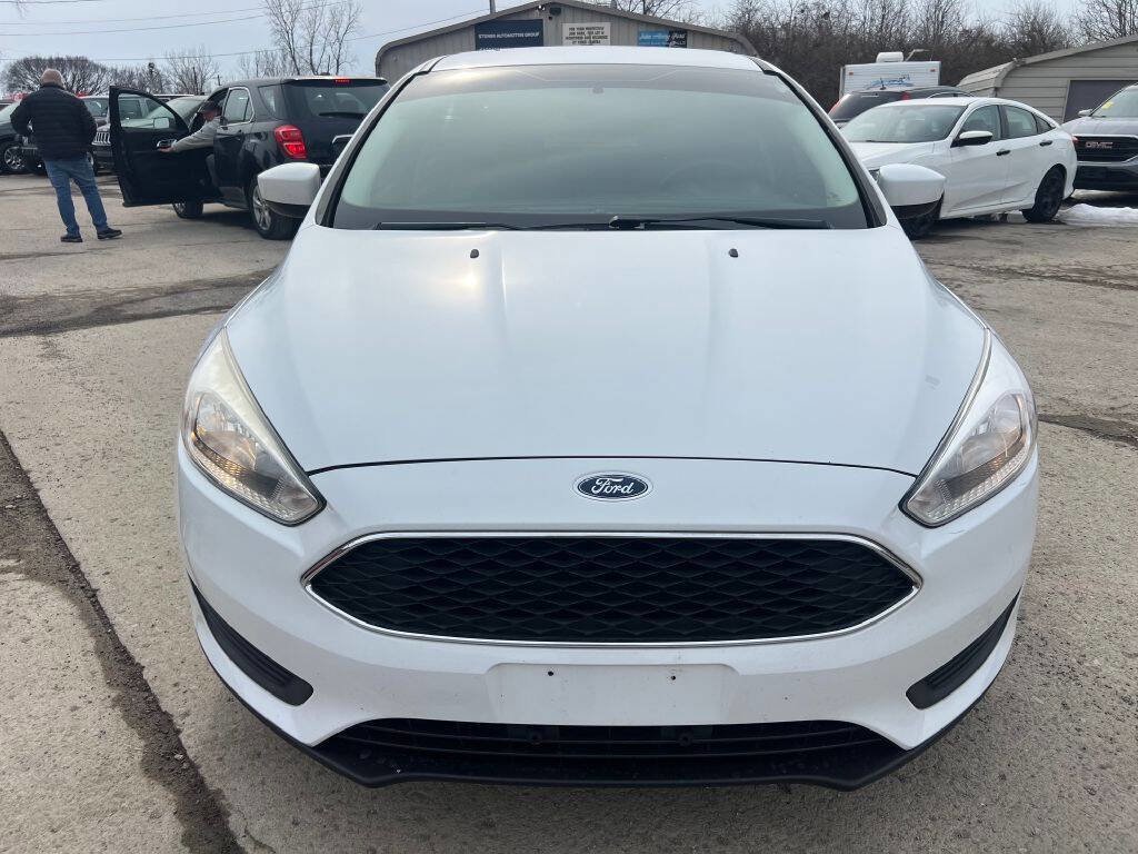 Used 2018 Ford Focus SE image 2