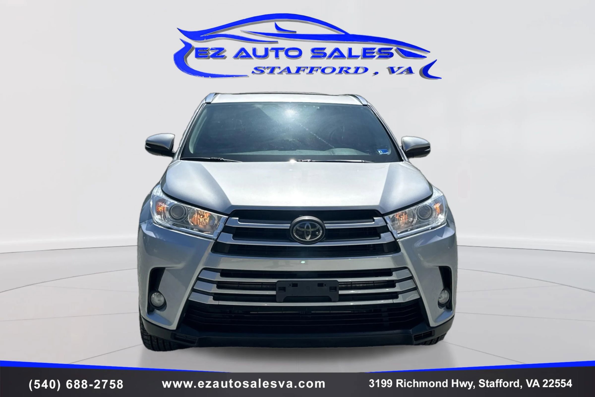 Used 2019 Toyota Highlander XLE AWD/4WD image 2