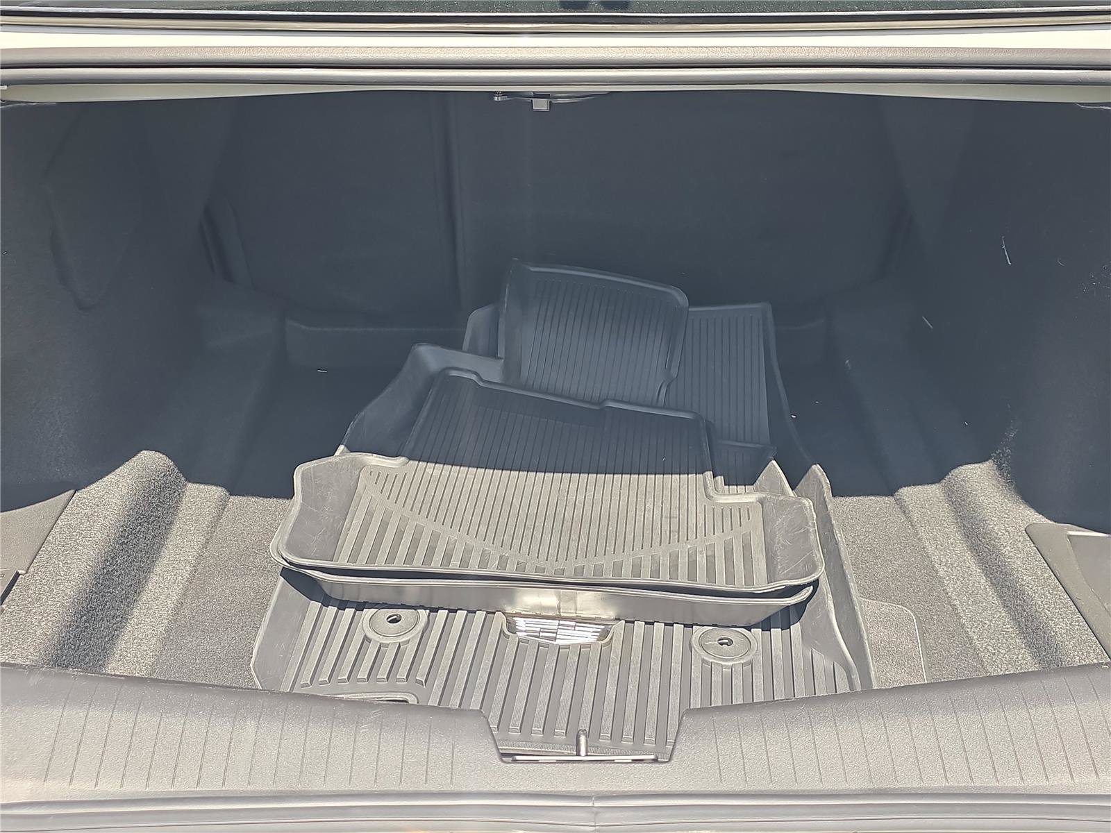 Used 2022 Cadillac CT4 V Blackwing w/ Climate Package RWD image 9