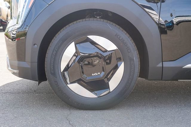 New 2026 Kia EV9 Wind AWD/4WD image 10