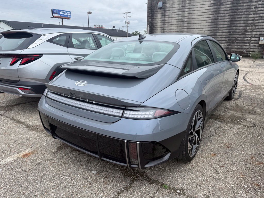 Used 2024 Hyundai Ioniq 6 SEL AWD/4WD image 5