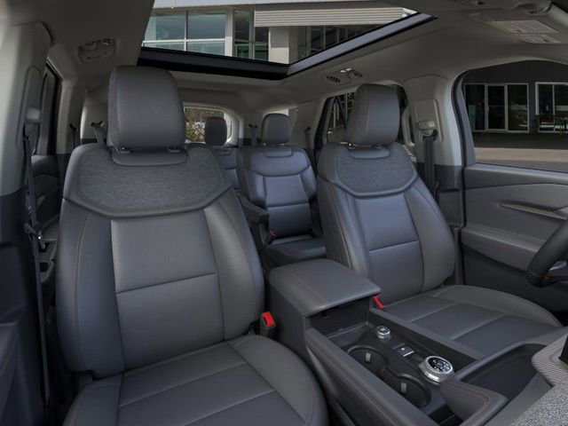 New 2026 Ford Explorer Active w/ Active Comfort Package image 10