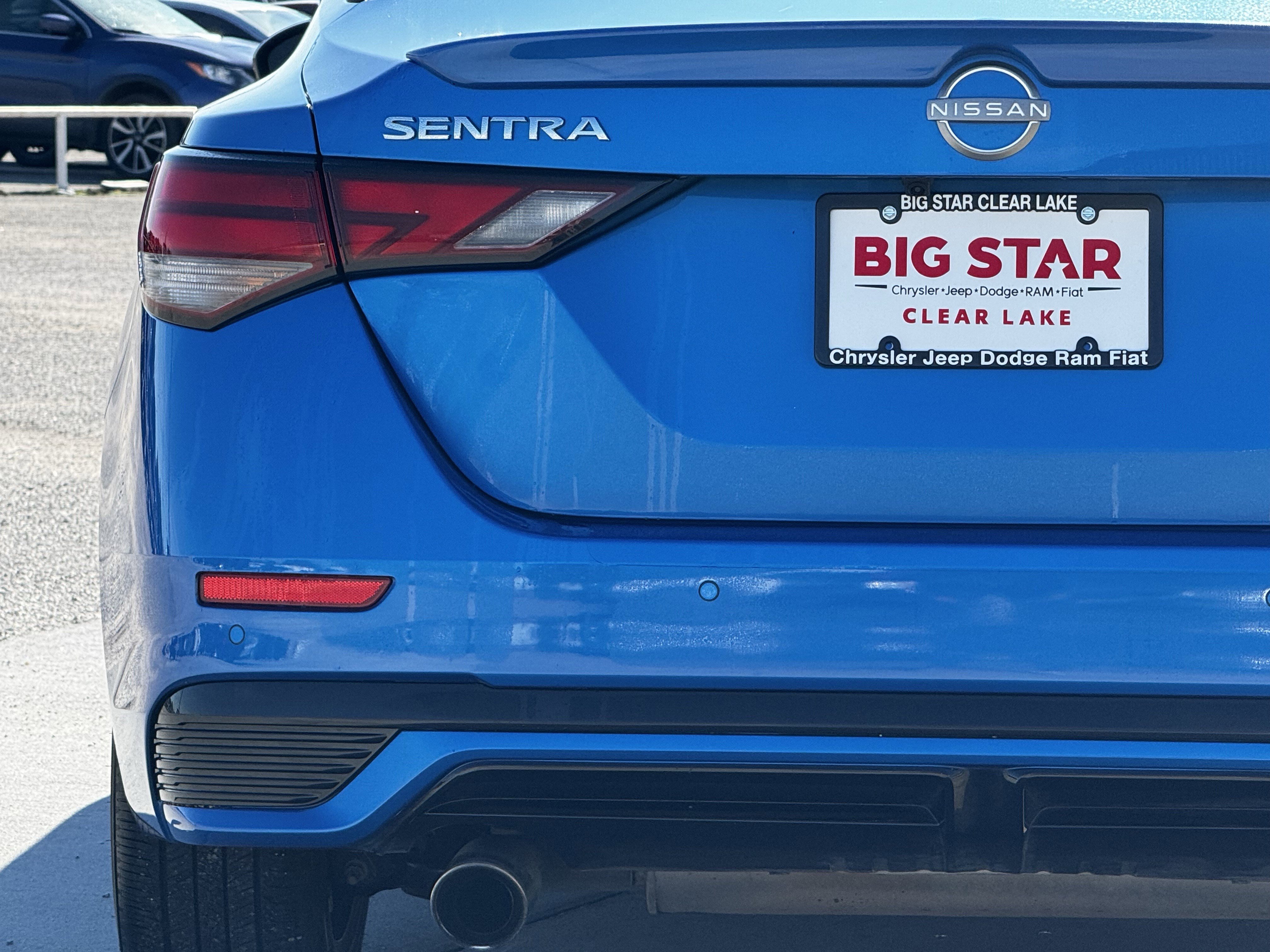 Used 2025 Nissan Sentra SR w/ SR Premium Package image 12