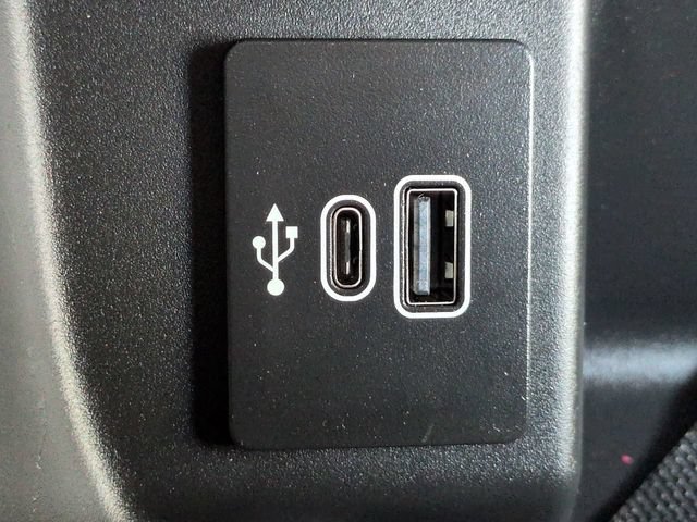 Used 2025 Ford F150 Lightning Flash AWD/4WD image 22