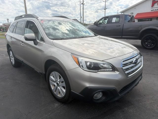 Used 2016 Subaru Outback 2.5i Premium AWD/4WD image 2