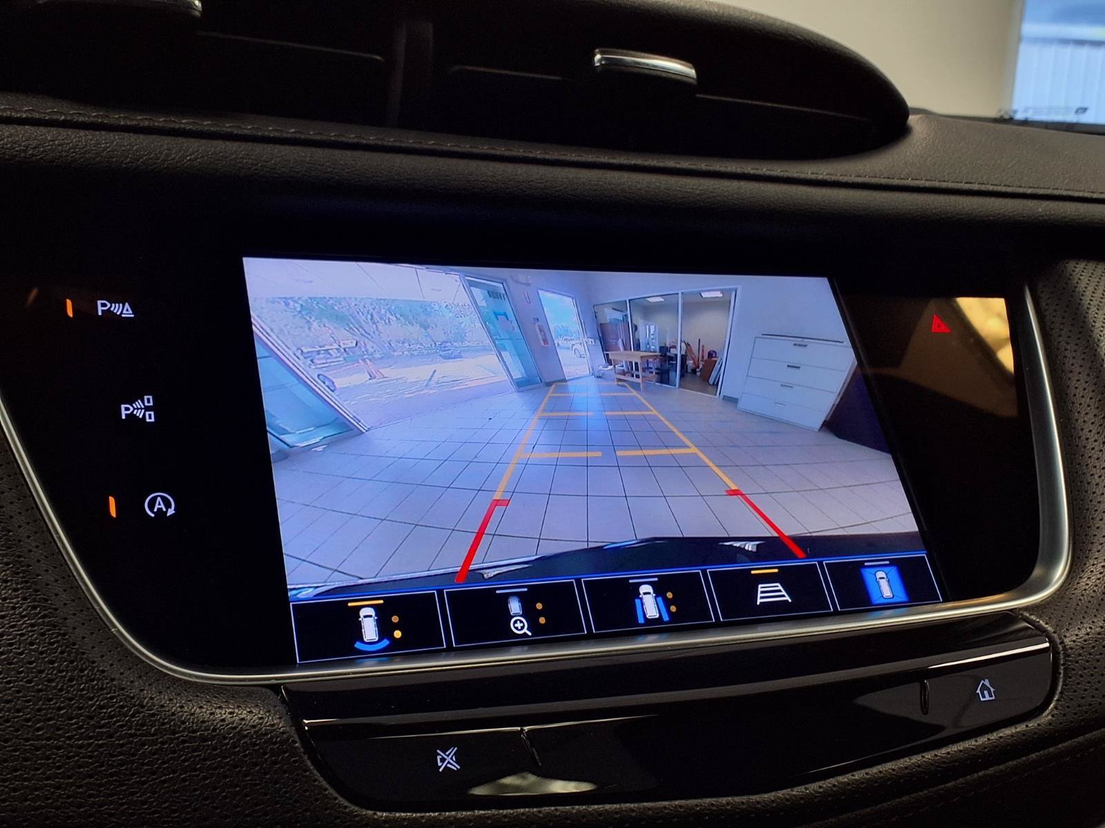Certified 2023 Cadillac XT5 Premium Luxury w/ Technology Package AWD/4WD image 22