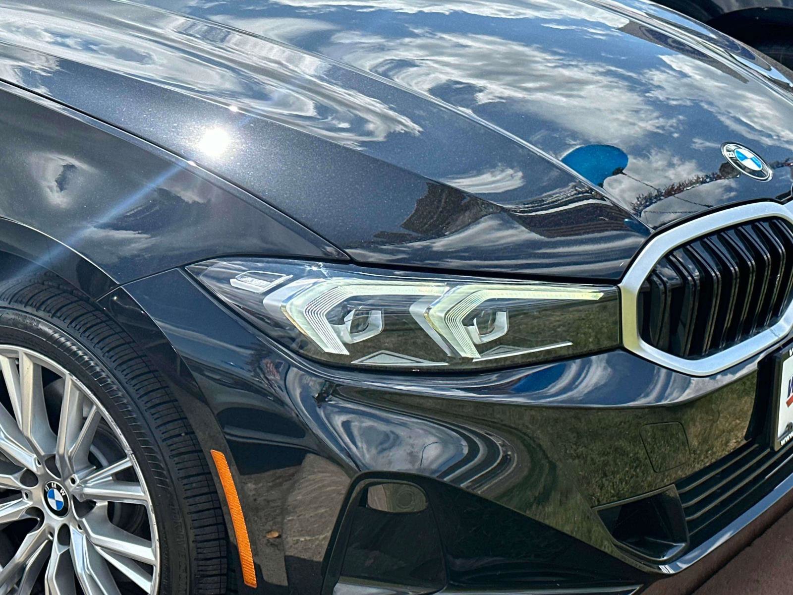 Used 2023 BMW 330i xDrive Sedan w/ Premium Package image 7