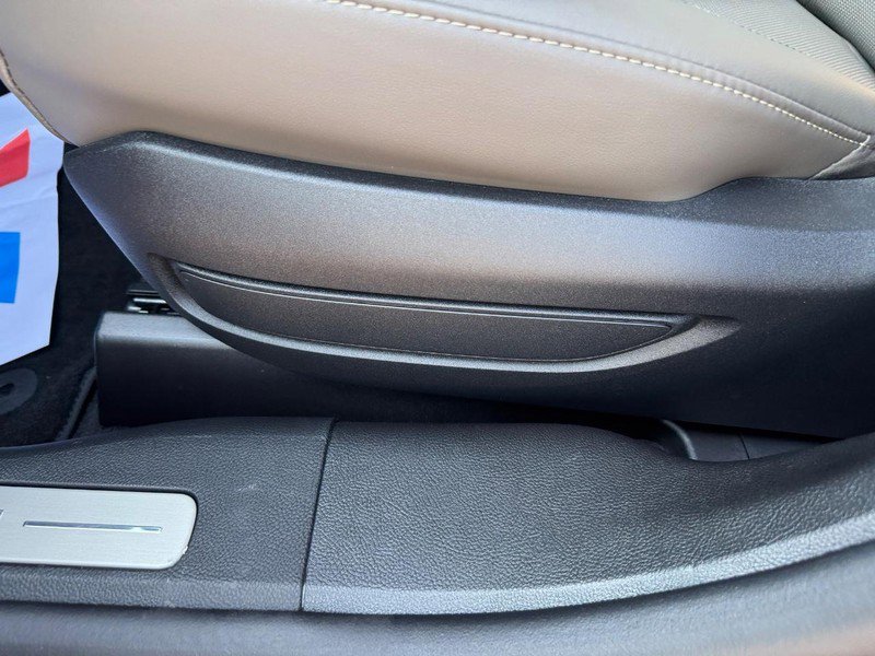 New 2025 Lincoln Corsair Grand Touring image 18