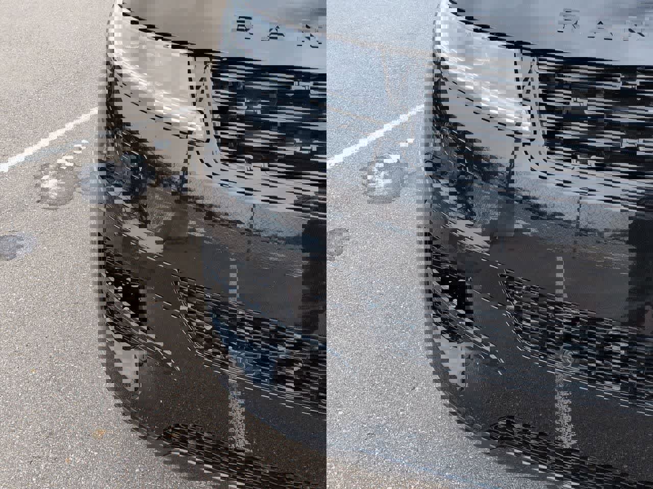 New 2026 Land Rover Range Rover Sport SE AWD/4WD image 10