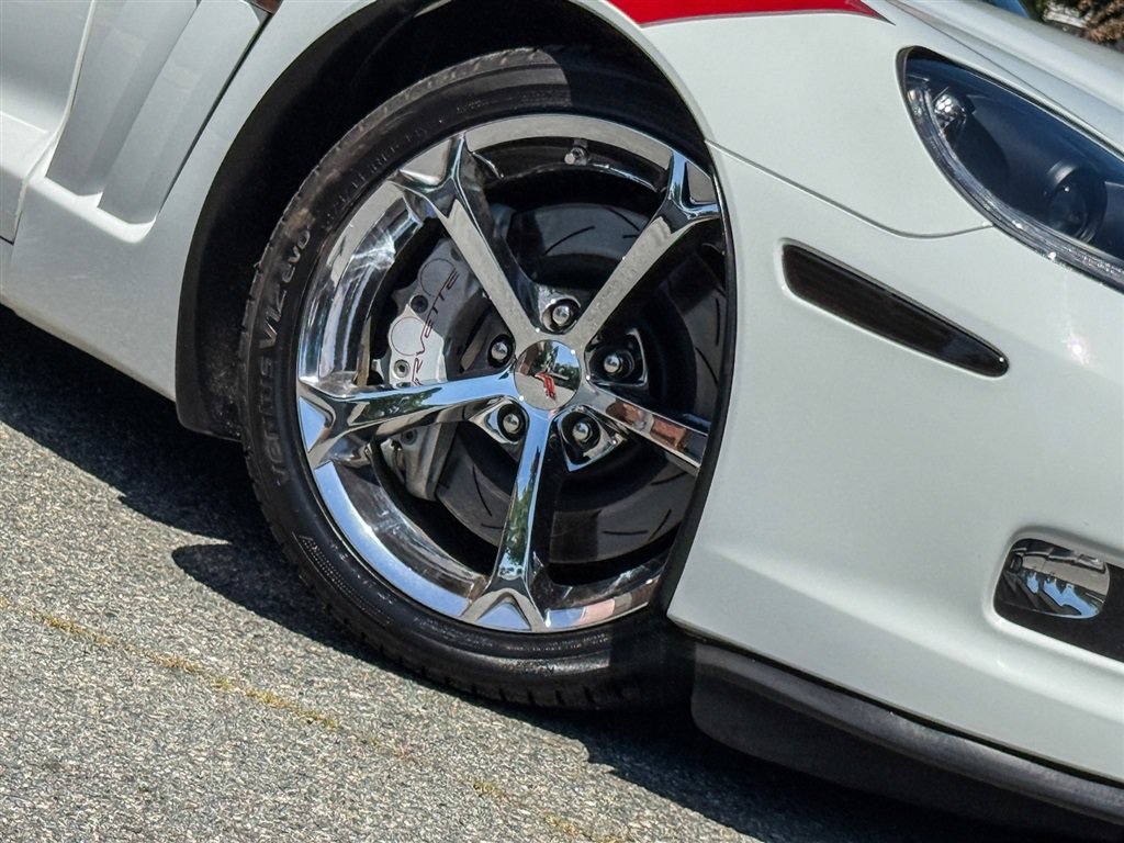 Used 2010 Chevrolet Corvette Grand Sport w/ Preferred Equipment Group RWD image 32