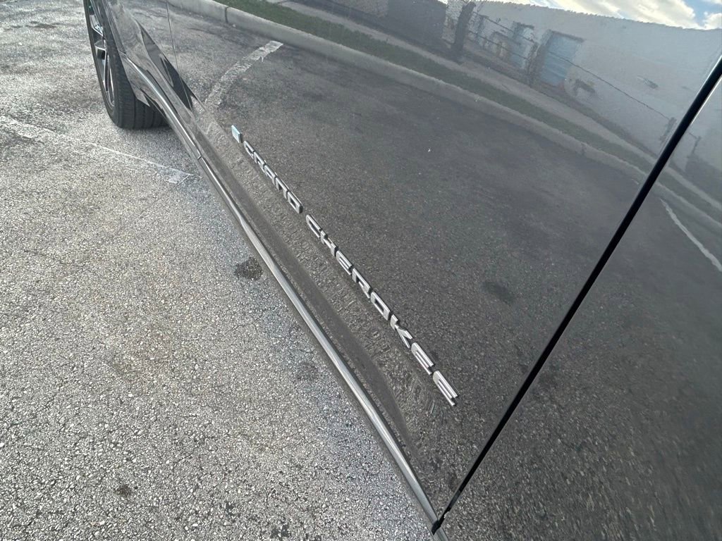 Certified 2021 Jeep Grand Cherokee L Overland w/ Luxury Tech Group IV image 32