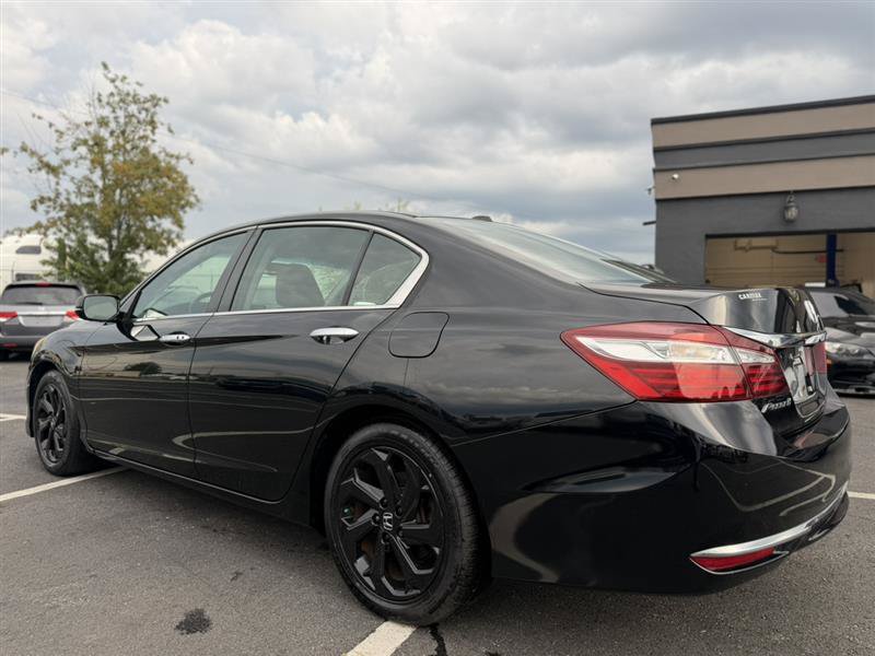 Used 2016 Honda Accord EX-L image 3