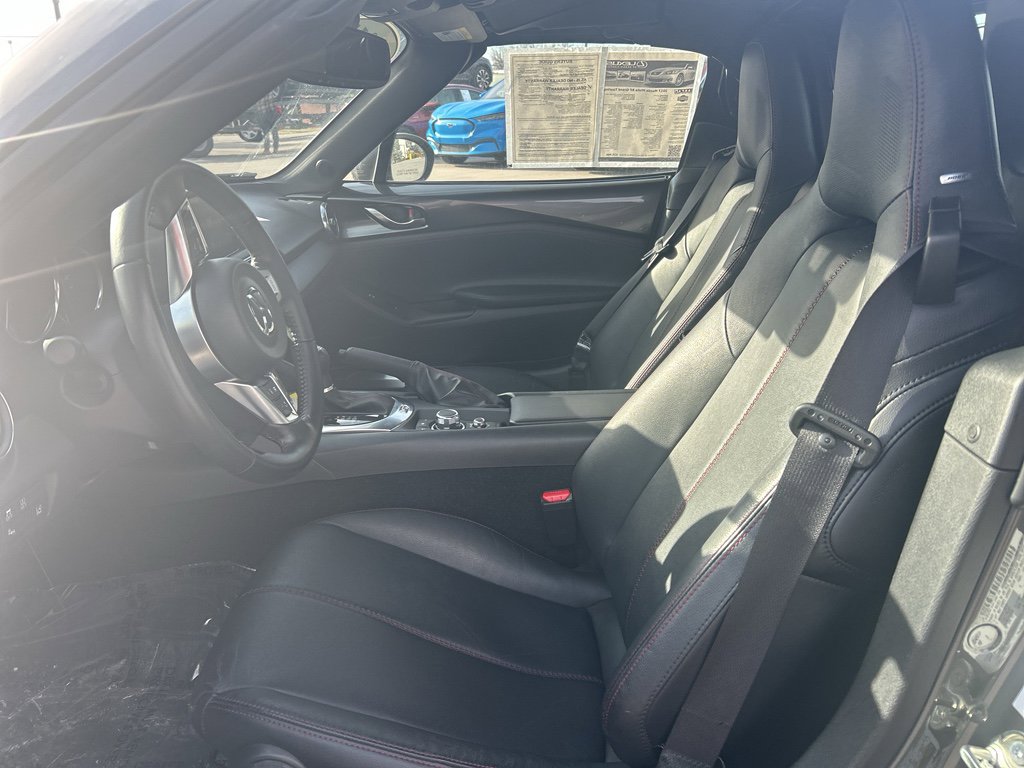 Used 2017 MAZDA MX-5 Miata RF Grand Touring image 9