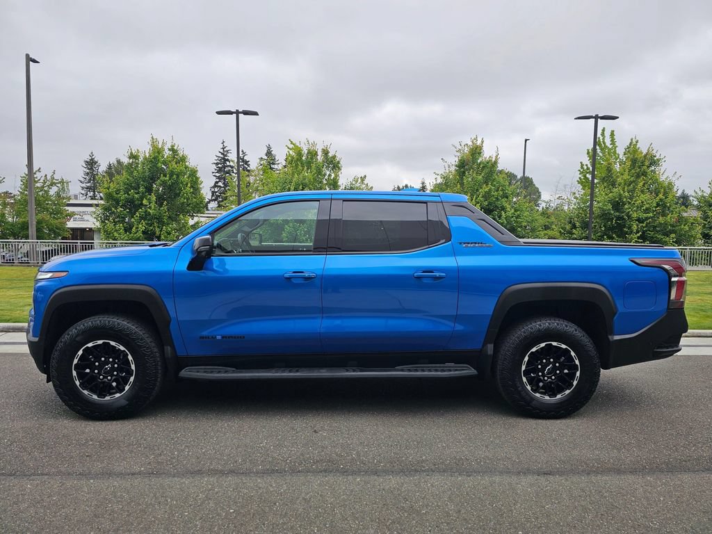 Used 2026 Chevrolet Silverado EV Trail Boss AWD/4WD image 2
