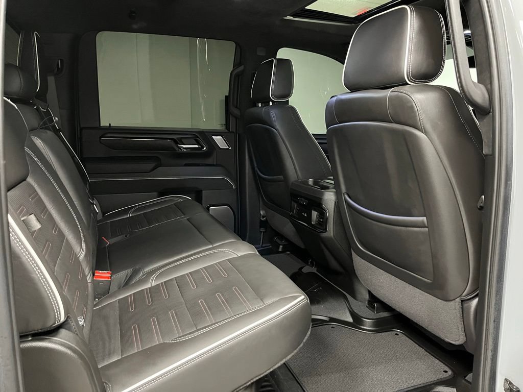 Used 2024 GMC Sierra 2500 AT4X AWD/4WD image 52