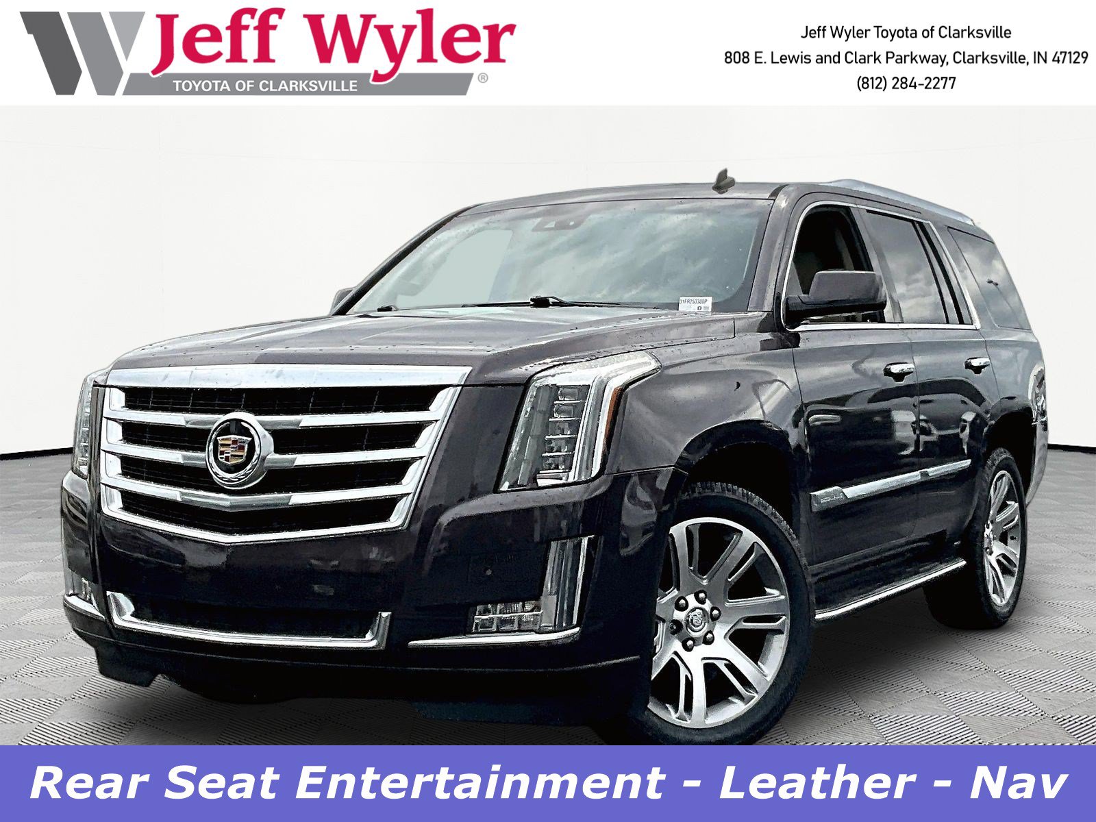 Used 2015 Cadillac Escalade Luxury RWD image 1