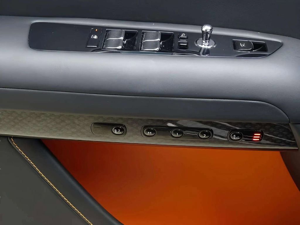 Used 2024 Rolls-Royce Ghost Black Badge w/ Black Badge Ghost Package image 17