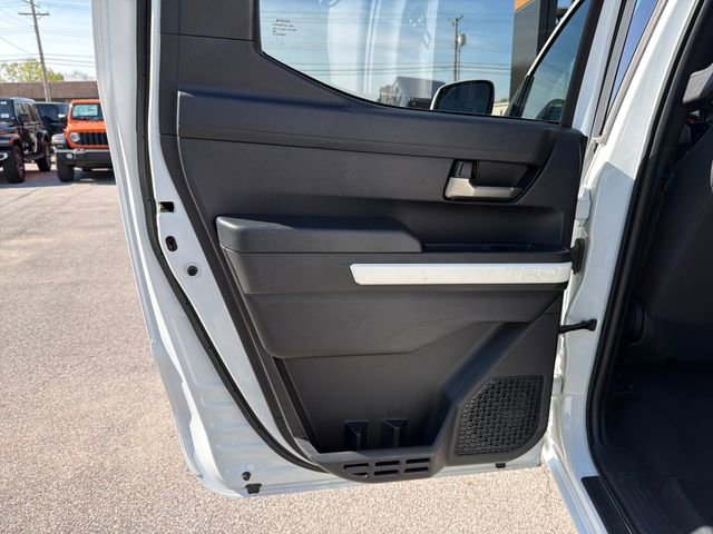 Used 2024 Toyota Tacoma TRD Off-Road image 25