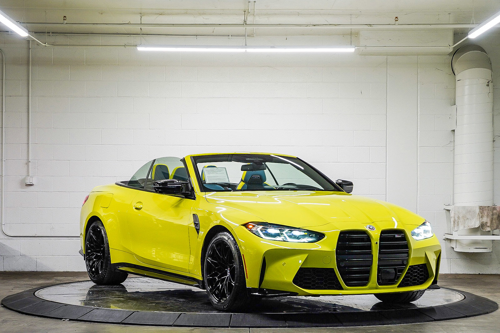 Used 2023 BMW M4 xDrive Competition image 7