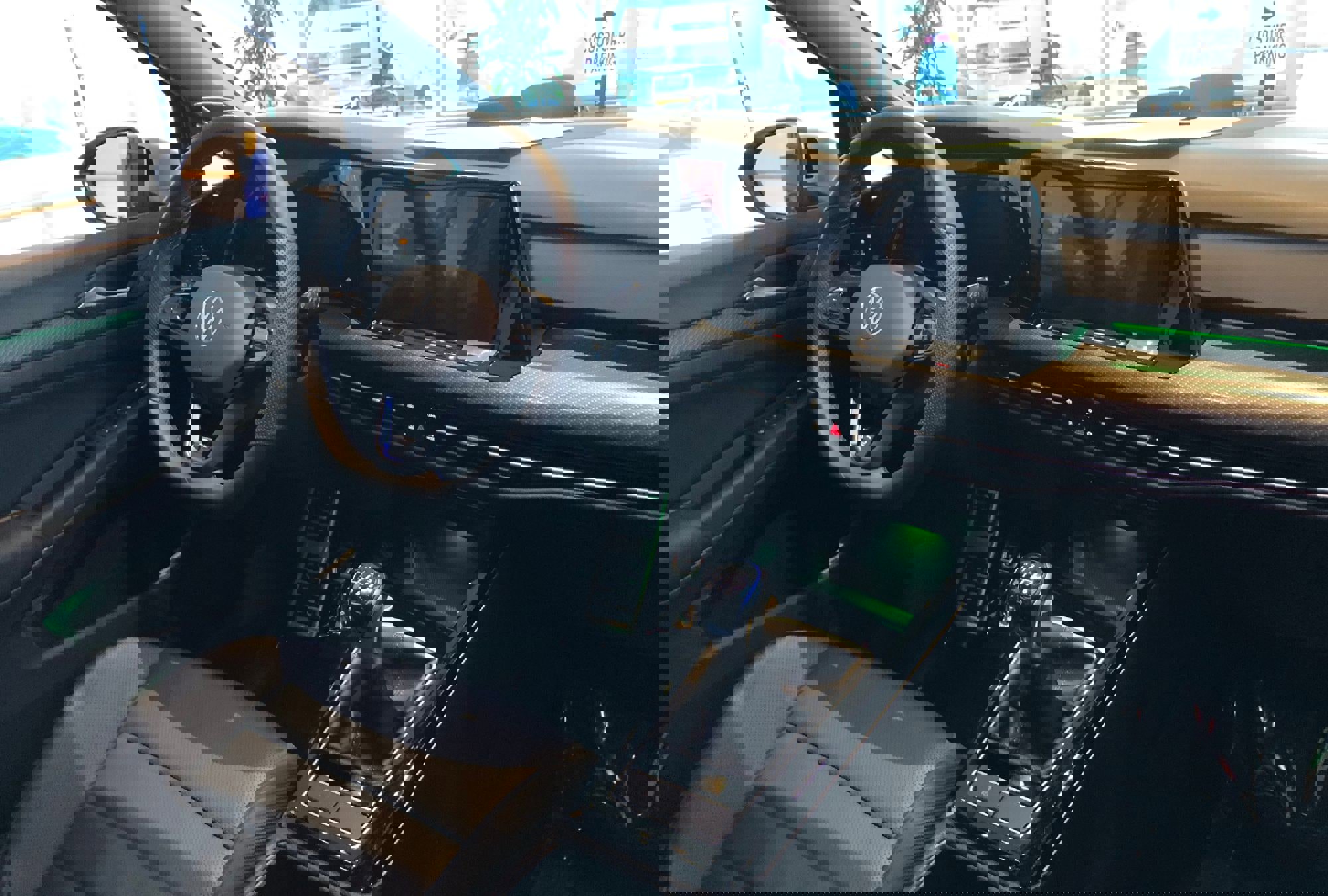 New 2024 Volkswagen Golf R image 19