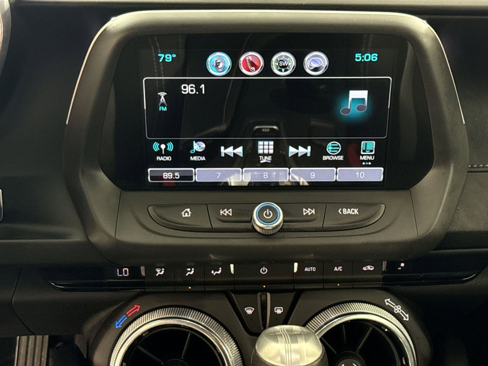 Used 2017 Chevrolet Camaro SS image 18