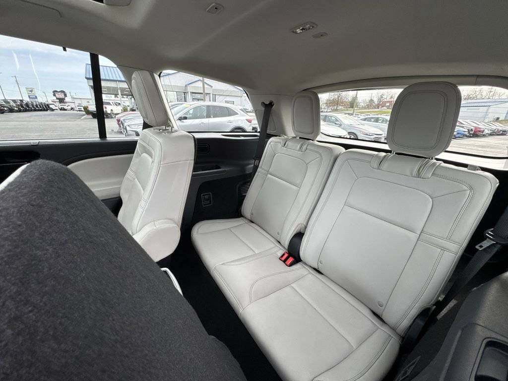 Used 2025 Lincoln Aviator Reserve w/ Equipment Group 201A image 24