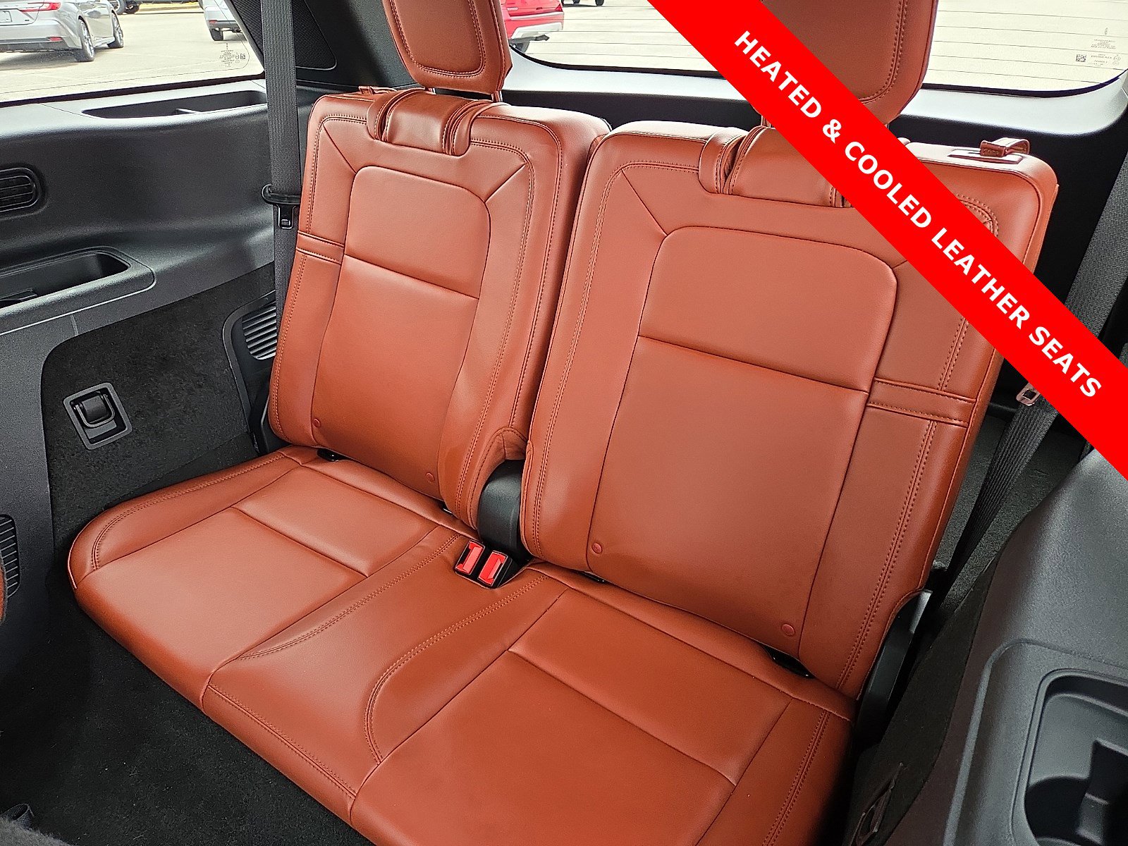 Used 2025 Lincoln Aviator Reserve w/ Equipment Group 201A image 10