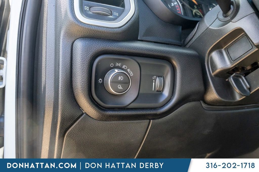 Used 2024 RAM 3500 Big Horn AWD/4WD image 21