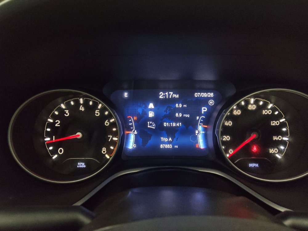 Used 2019 Jeep Compass Latitude w/ Popular Equipment Group AWD/4WD image 23