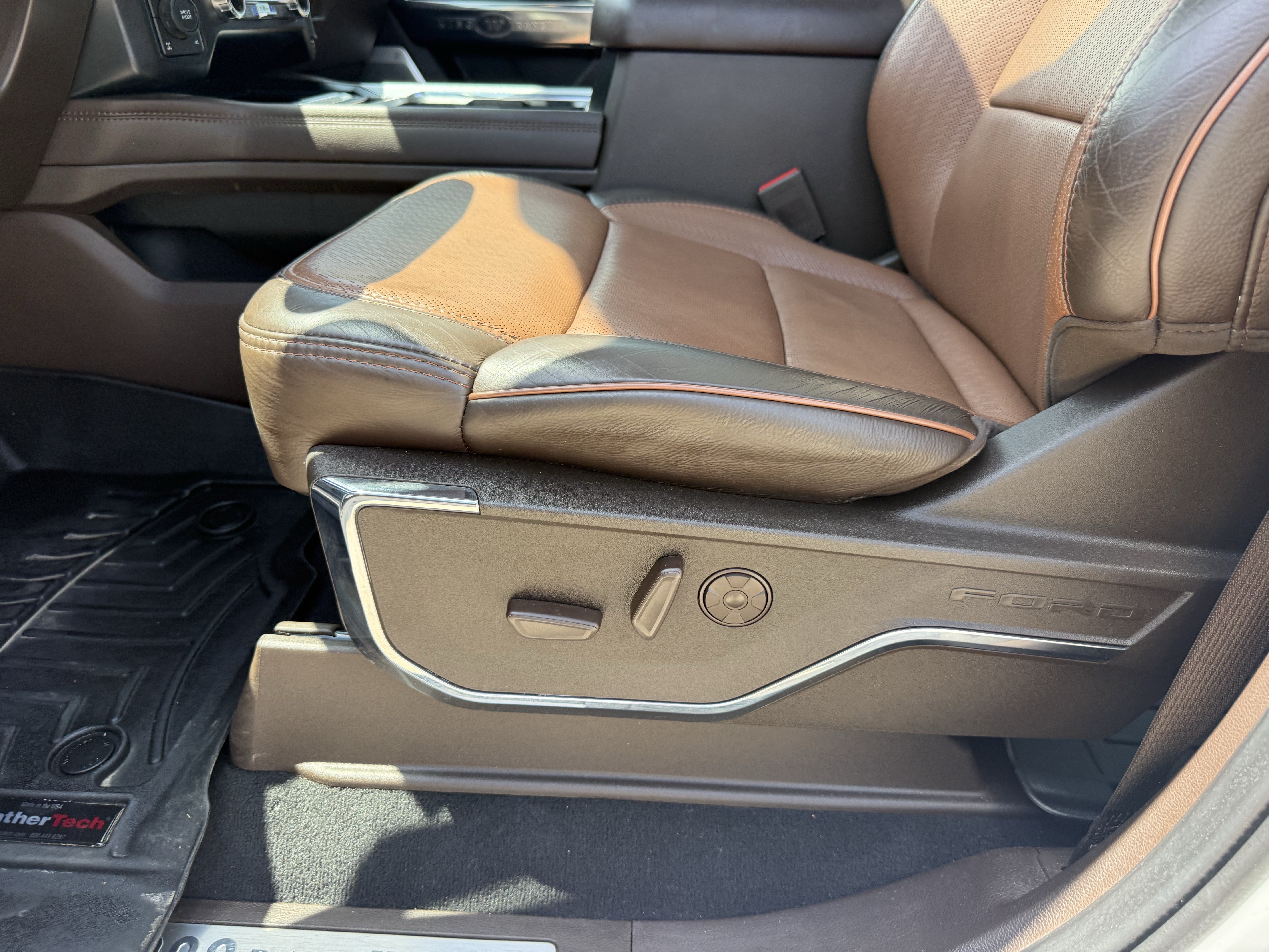 Used 2024 Ford F250 King Ranch w/ FX4 Off-Road Package AWD/4WD image 31