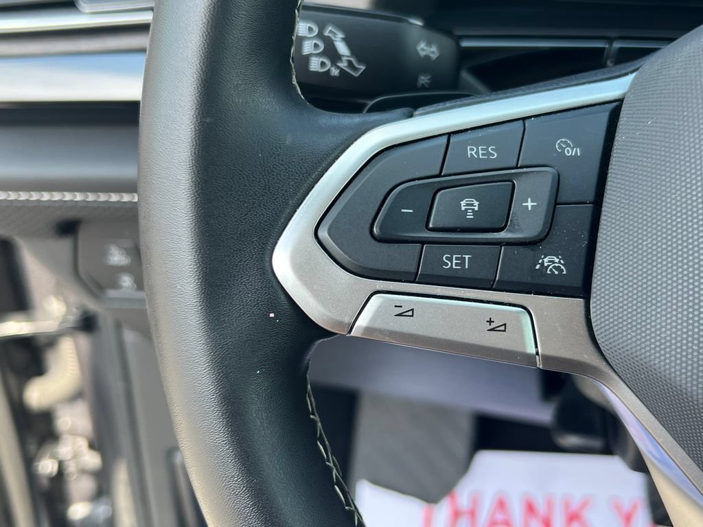 Used 2024 Volkswagen Atlas SEL AWD/4WD image 24