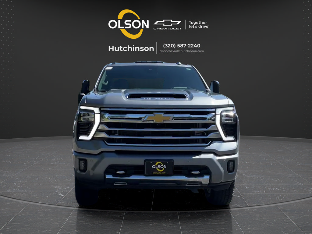 Used 2024 Chevrolet Silverado 2500 High Country w/ High Country Premium Package AWD/4WD image 8