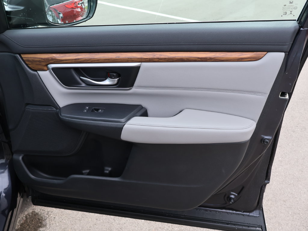 Certified 2018 Honda CR-V Touring image 11