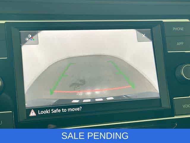 Used 2024 Volkswagen Jetta SE FWD image 13
