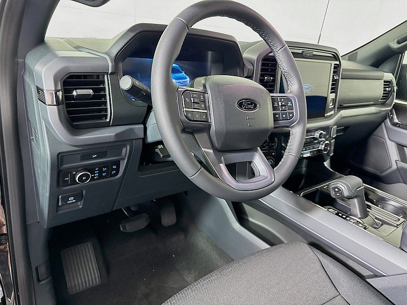 New 2026 Ford F150 XLT w/ Equipment Group 302A MID AWD/4WD image 9