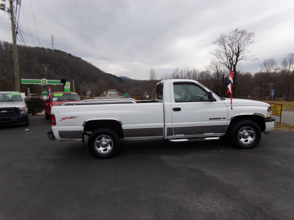 Used 1998 Dodge Ram 1500 Truck Laramie image 5
