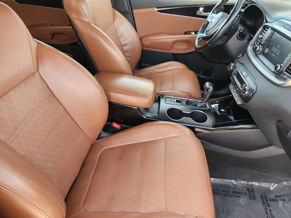 Used 2019 Kia Sorento SX image 5