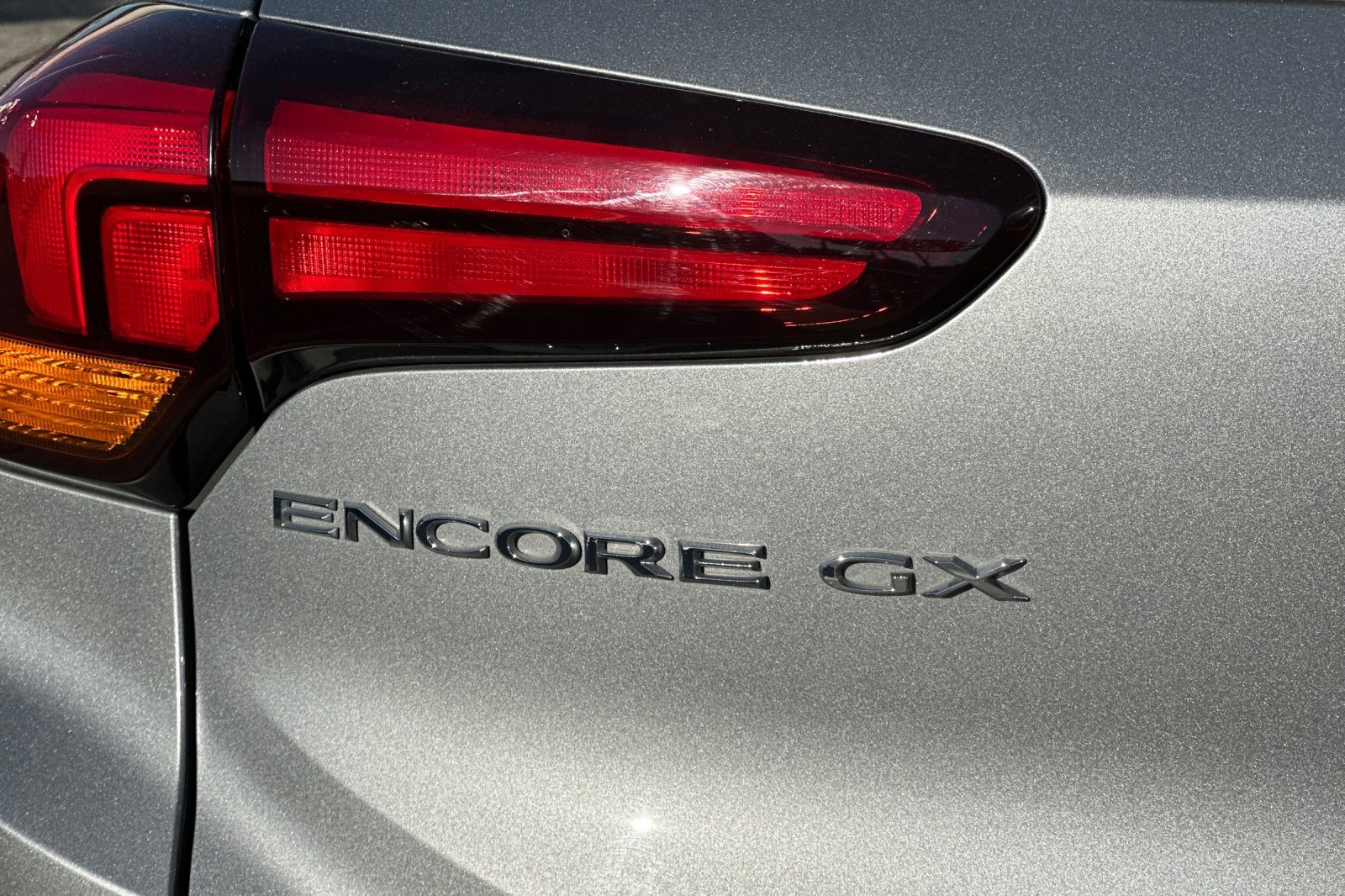Used 2023 Buick Encore GX Select w/ Sport Touring Package image 37