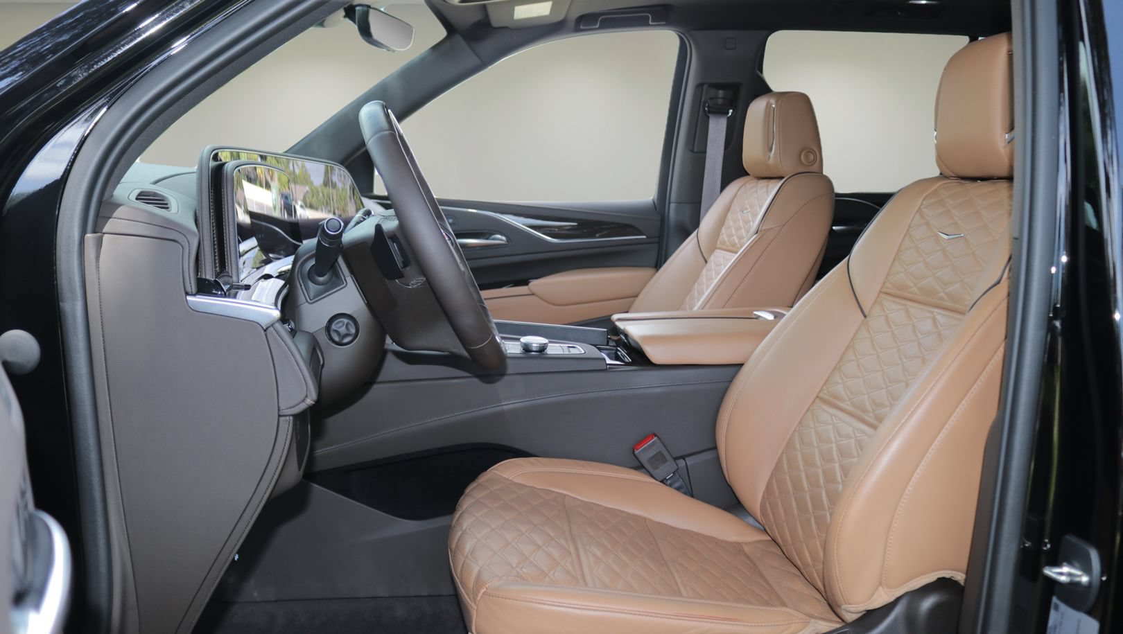 Certified 2023 Cadillac Escalade Premium Luxury RWD image 12