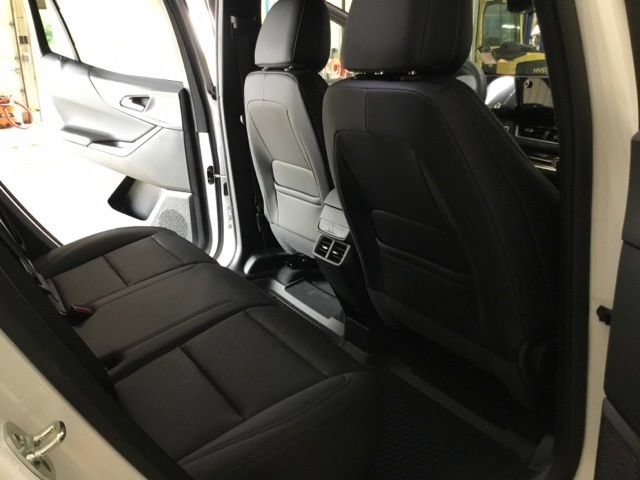 New 2026 Chevrolet Equinox LT w/ Convenience Package II AWD/4WD image 40