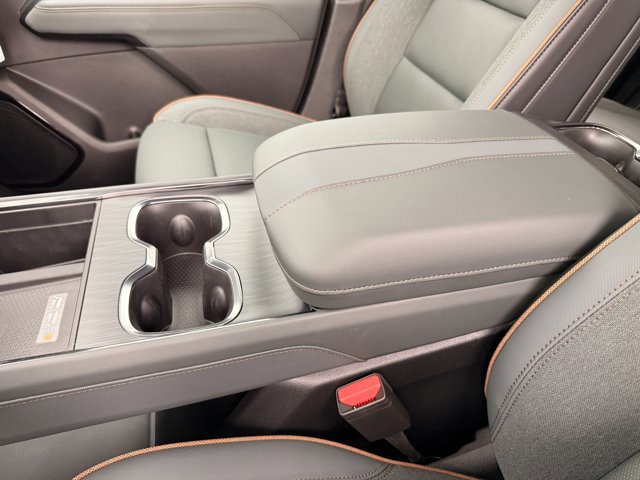 New 2026 GMC Acadia AT4 w/ Luxury Package image 25