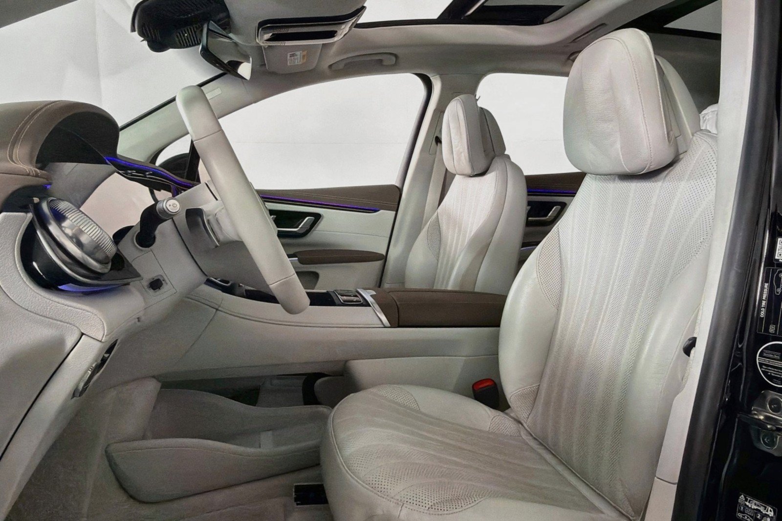 Certified 2023 Mercedes-Benz EQS 580 4MATIC SUV image 19