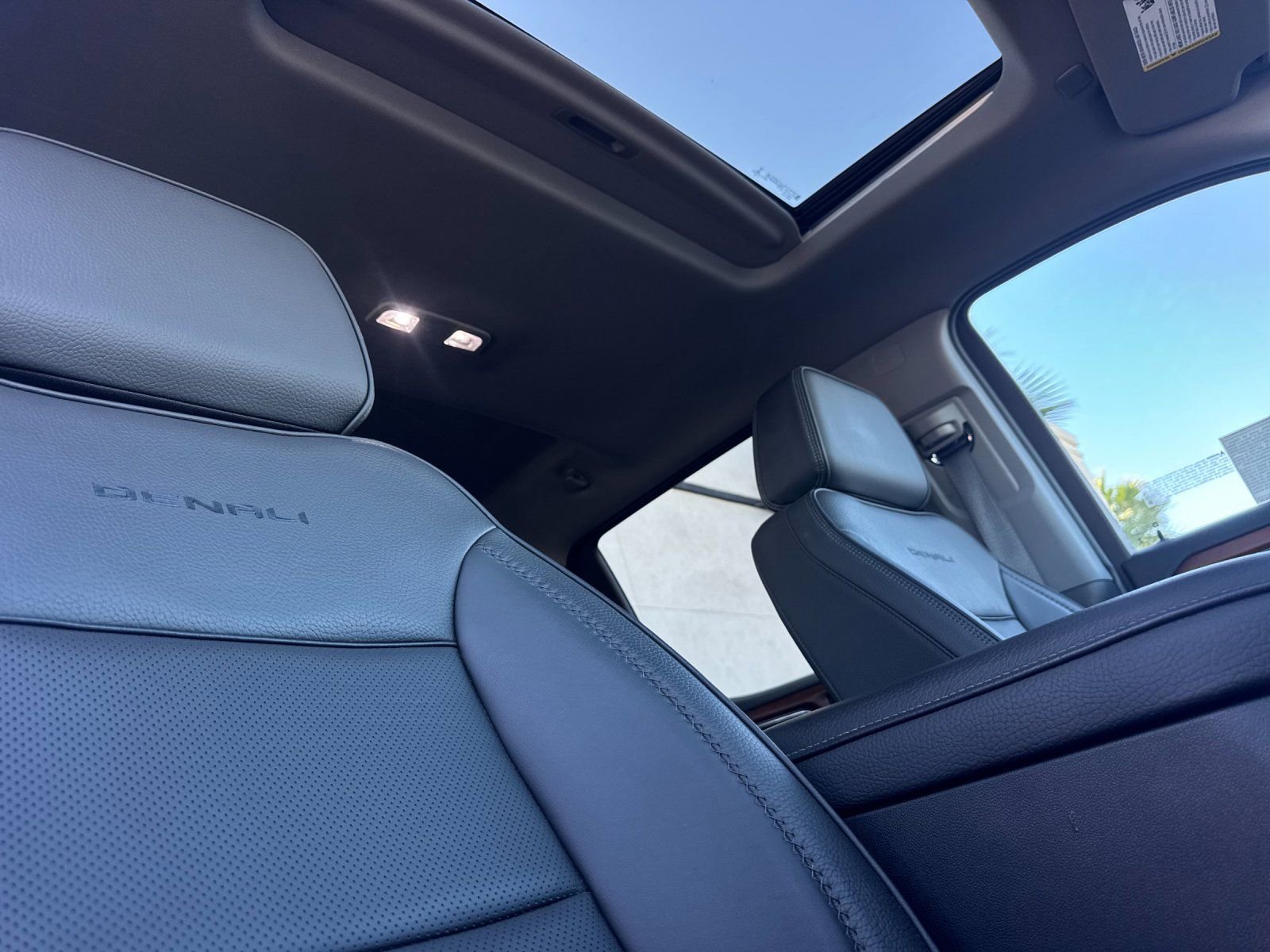 Used 2022 GMC Sierra 1500 Denali image 15