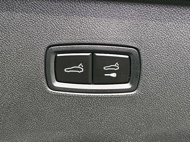 New 2026 Porsche Cayenne GTS image 22