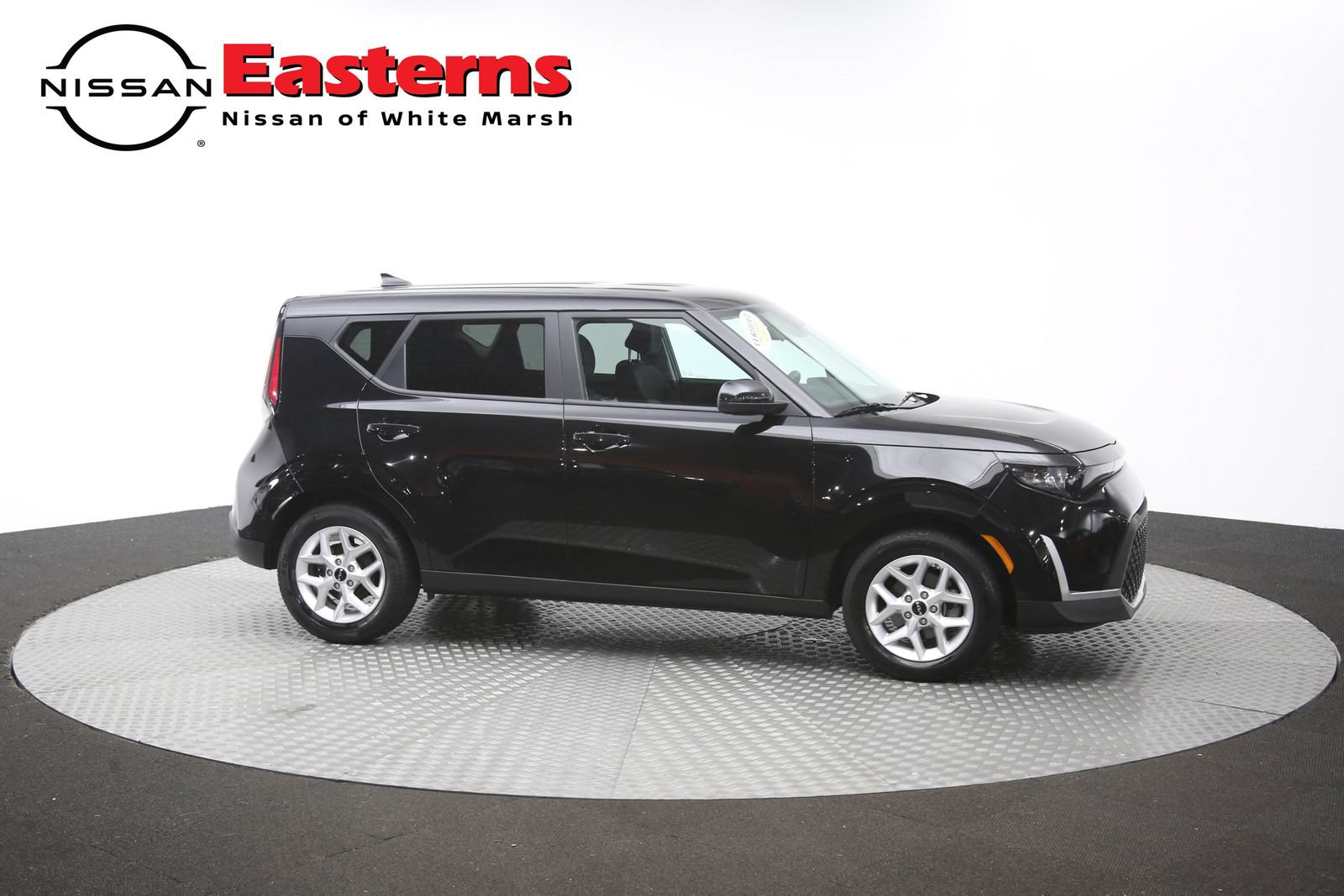 Used 2025 Kia Soul LX w/ LX Technology Package FWD image 45