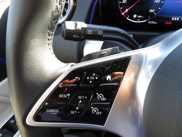 Used 2026 Mercedes-Benz GLB 250 4MATIC image 9