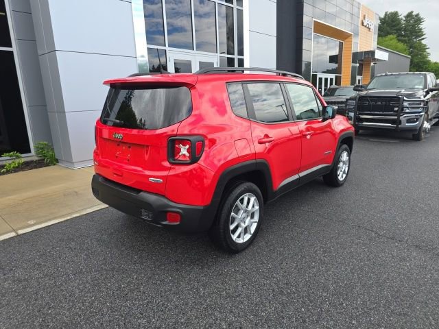 Used 2022 Jeep Renegade Latitude w/ Convenience Group AWD/4WD image 6