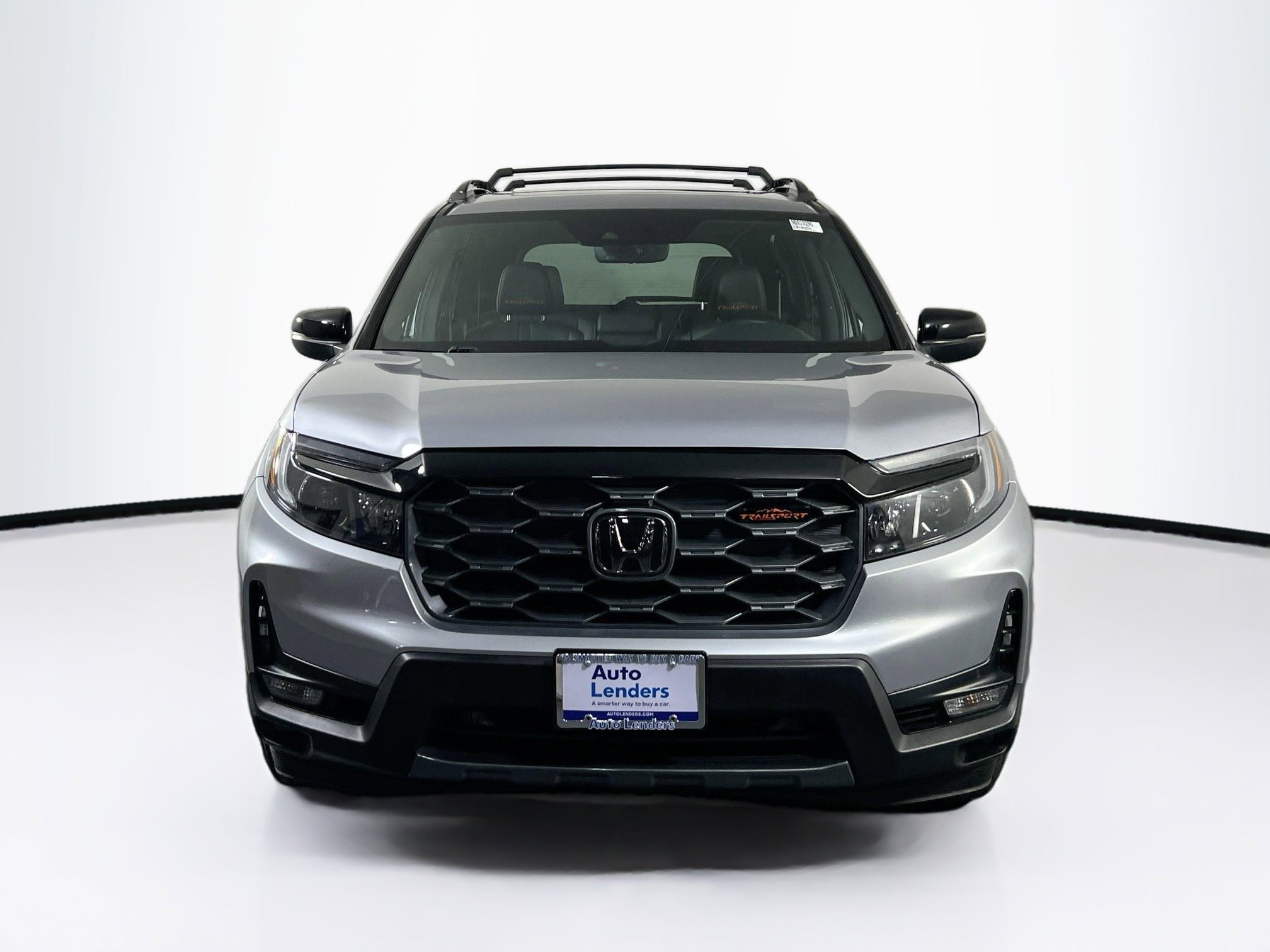 Used 2022 Honda Passport TrailSport image 2