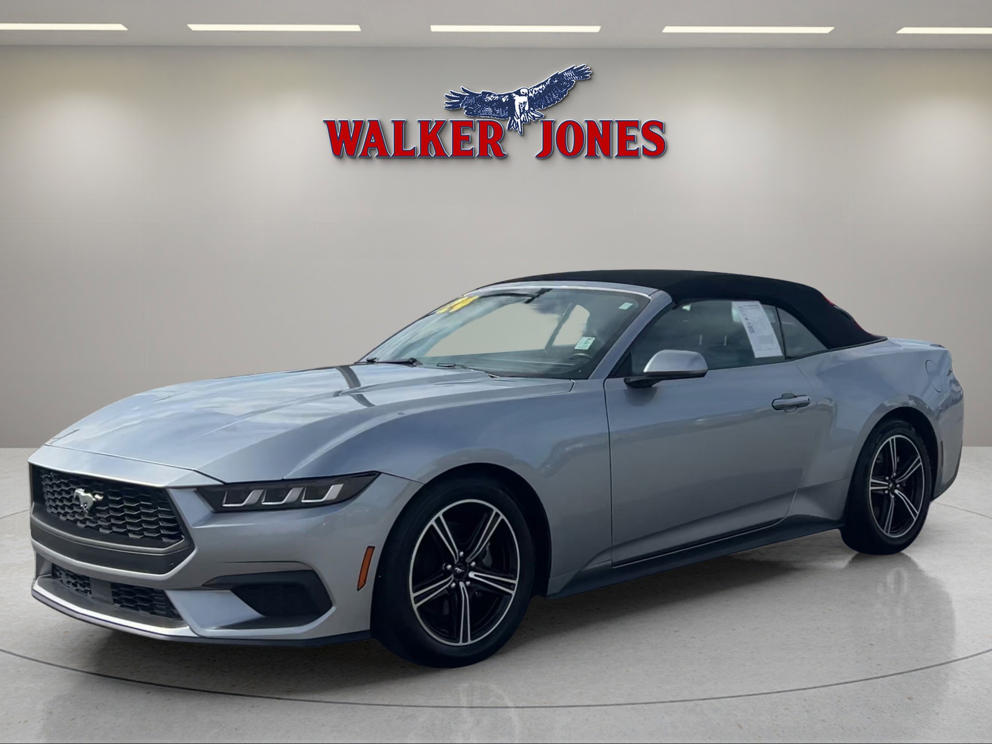 Used 2024 Ford Mustang Premium RWD image 7
